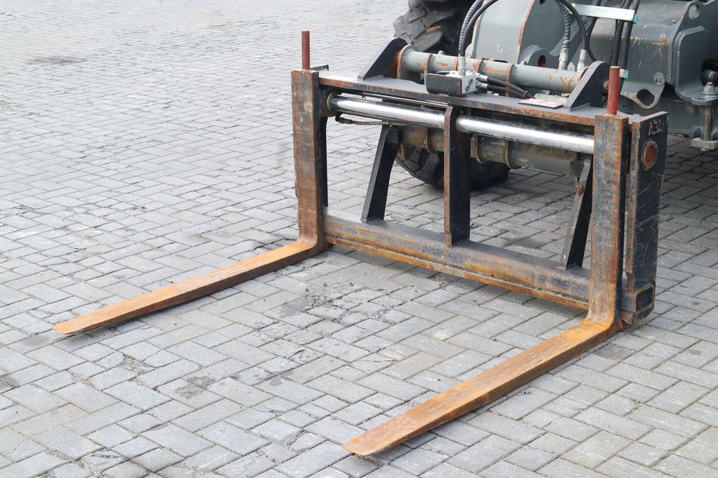 Kramer 2706 FORKS + BUCKET | GOOD CONDITION