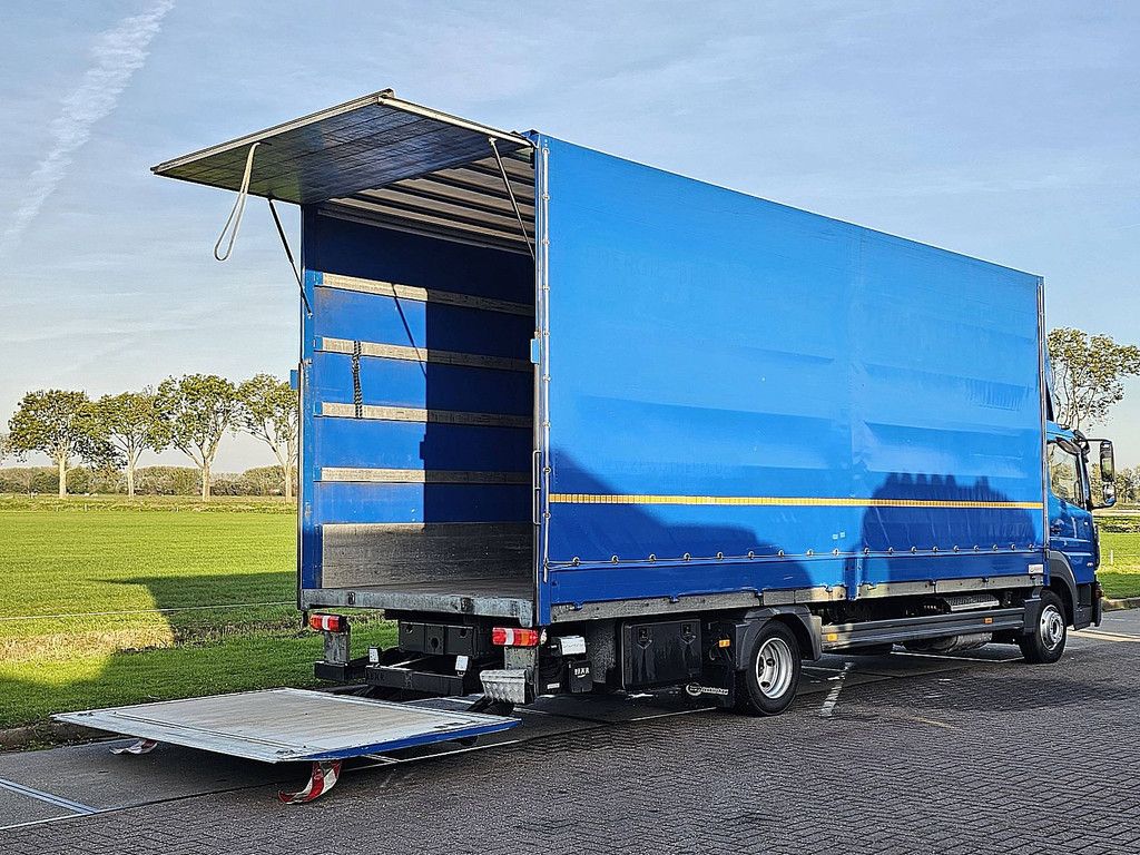 MERCEDES-BENZ ATEGO 818 airco taillift