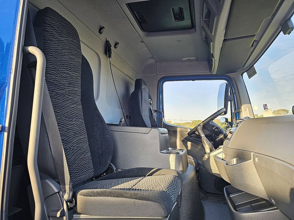 MERCEDES-BENZ ATEGO 818 airco taillift