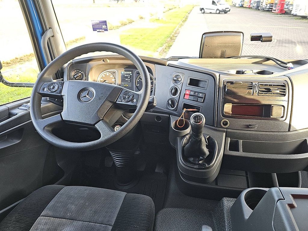 MERCEDES-BENZ ATEGO 818 airco taillift