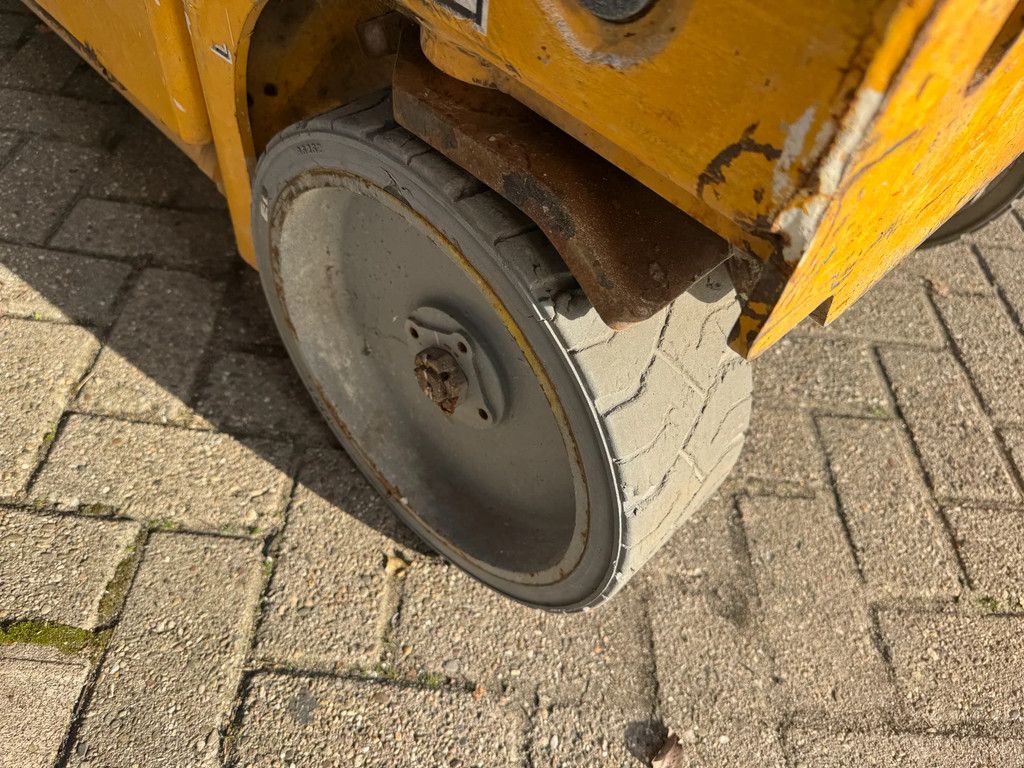 Haulotte Compact 8 Hoogwerker Schaarhoogwerker Schaarlift (2011)