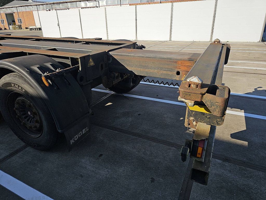 KOGEL SW24 MULTI 2X 20, 1X30, 1X40, HIGHCUBE, 20FT MITTIG, LIFT AXLE