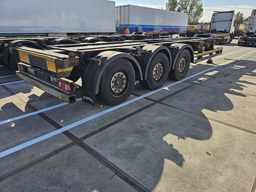 KOGEL SW24 MULTI 2X 20, 1X30, 1X40, HIGHCUBE, 20FT MITTIG, LIFT AXLE