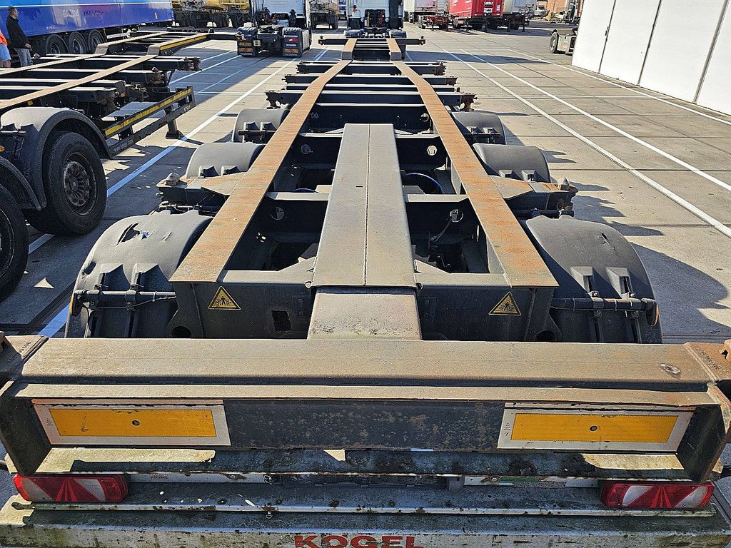 KOGEL SW24 MULTI 2X 20, 1X30, 1X40, HIGHCUBE, 20FT MITTIG, LIFT AXLE