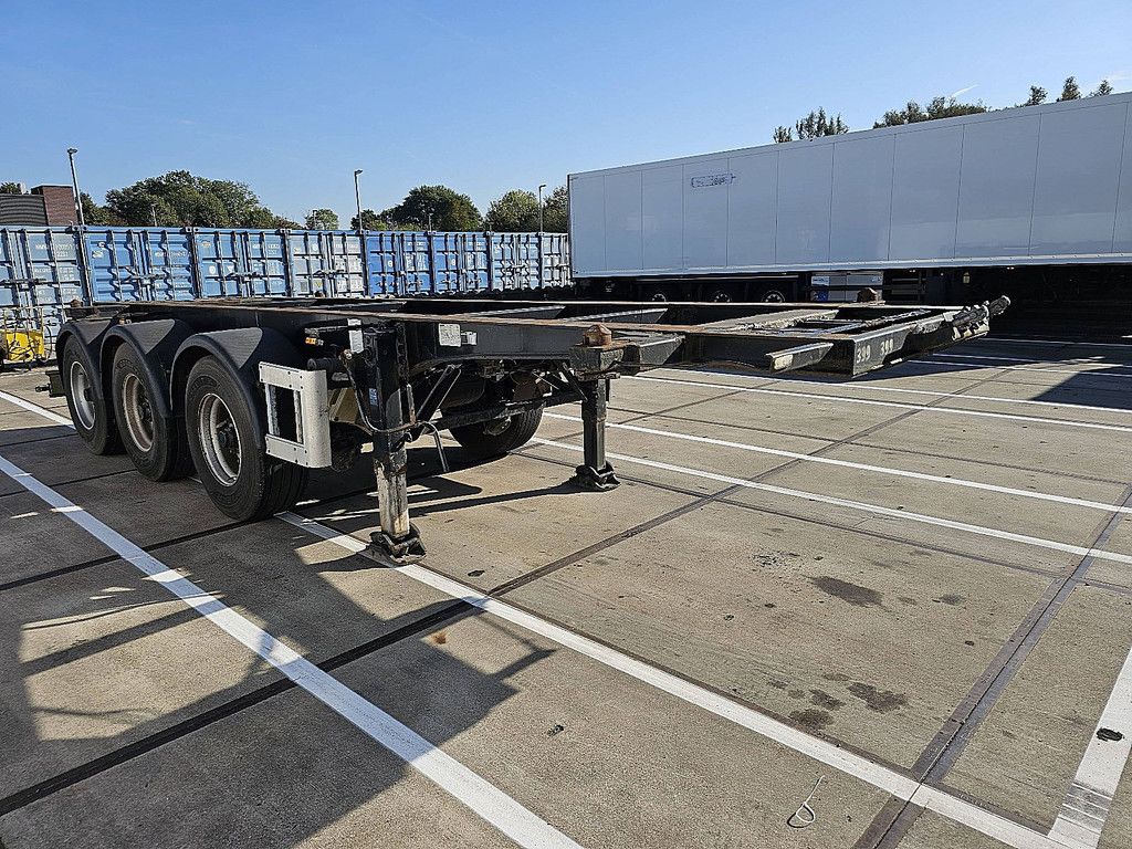 MAFA CONT.SAL40.27E 20 FT TANK BPW DRUM LIFT AXLE