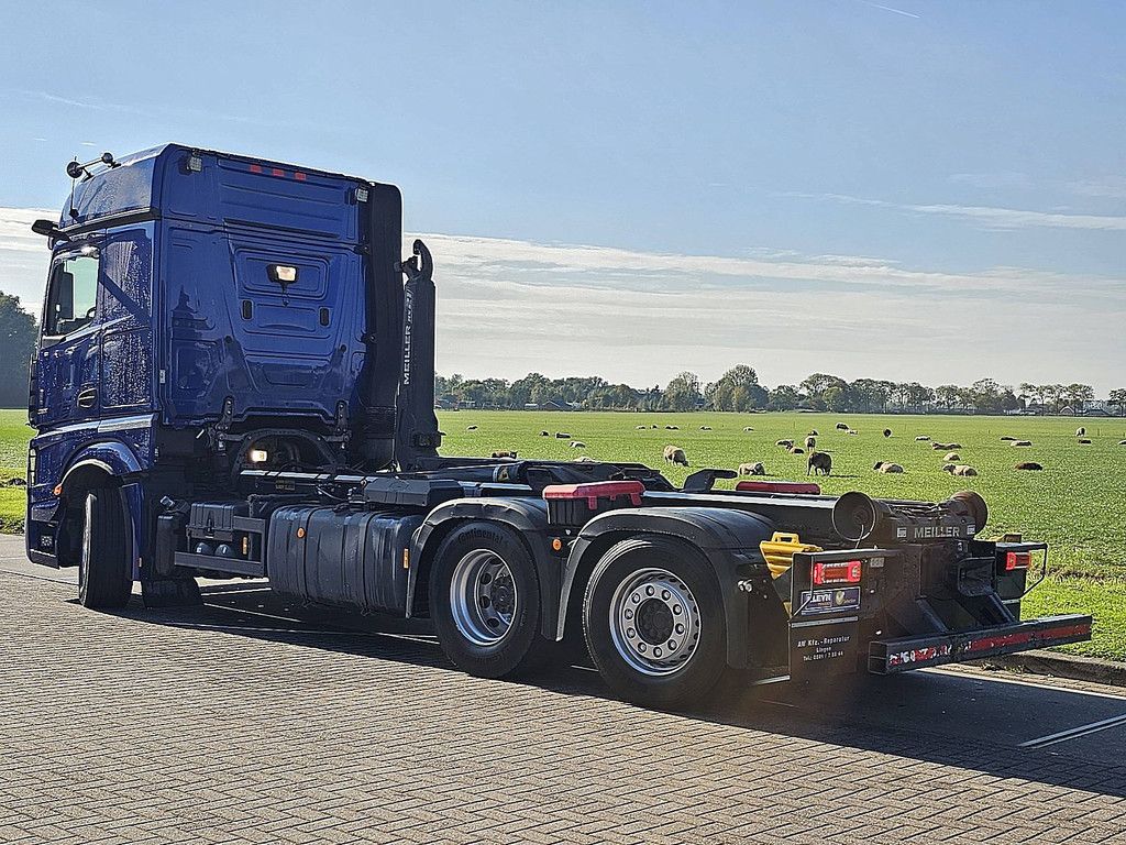 MERCEDES-BENZ ACTROS 2551 6X2 STEERAXLE RETARDER BIGSPACE XENON EURO6D WB460 MEILLER RS21/65