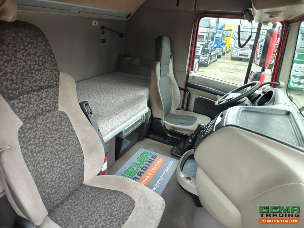 DAF FT XF105.460 4x2 Space Cab Euro 5 - Manual Transmission - Air Conditioning - Refrigerator