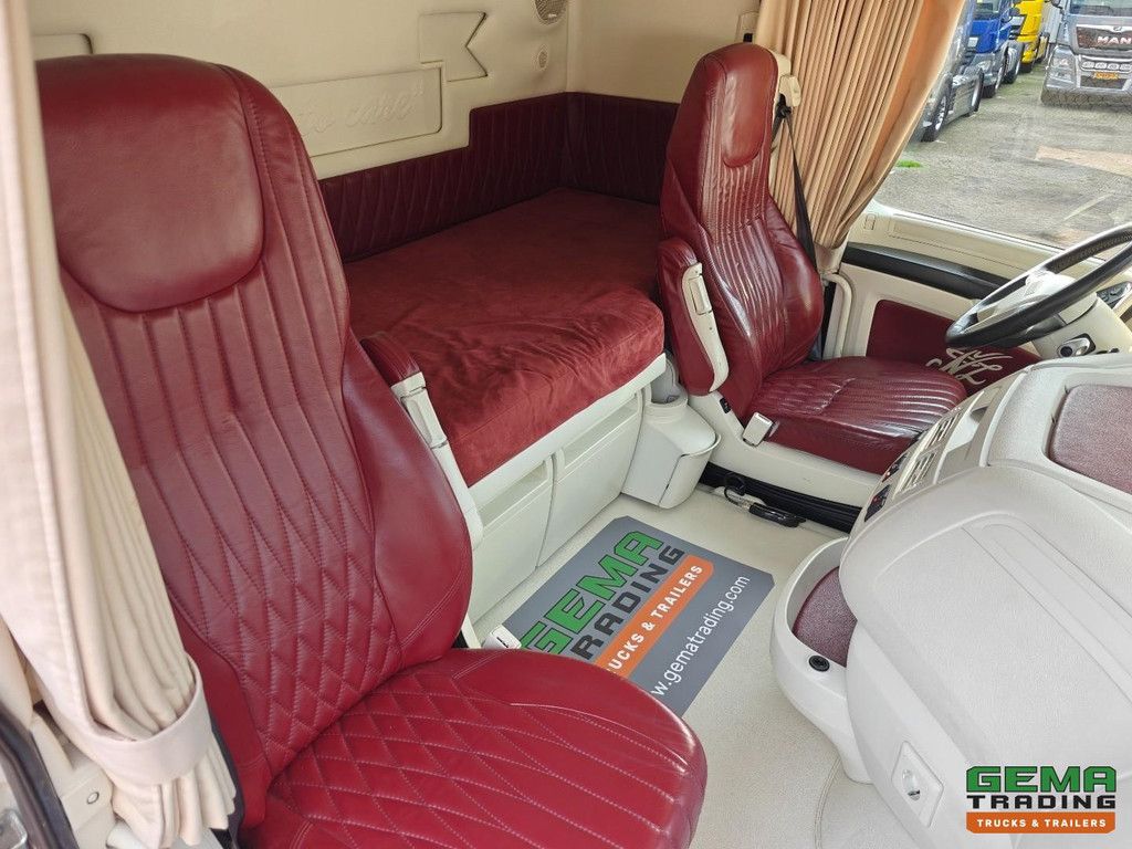 DAF XF 460 FT 4x2 SuperSpaceCab Euro 6A – Spezielle Innenausstattung – Top-Zustand – Volle ADR-Zulassung – SmartTachoV2