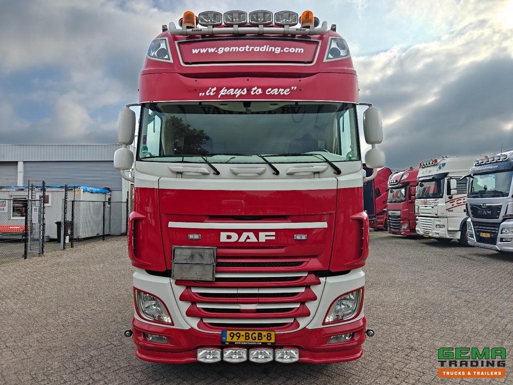 DAF XF 460 FT 4x2 SuperSpaceCab Euro 6A – Spezielle Innenausstattung – Top-Zustand – Volle ADR-Zulassung – SmartTachoV2