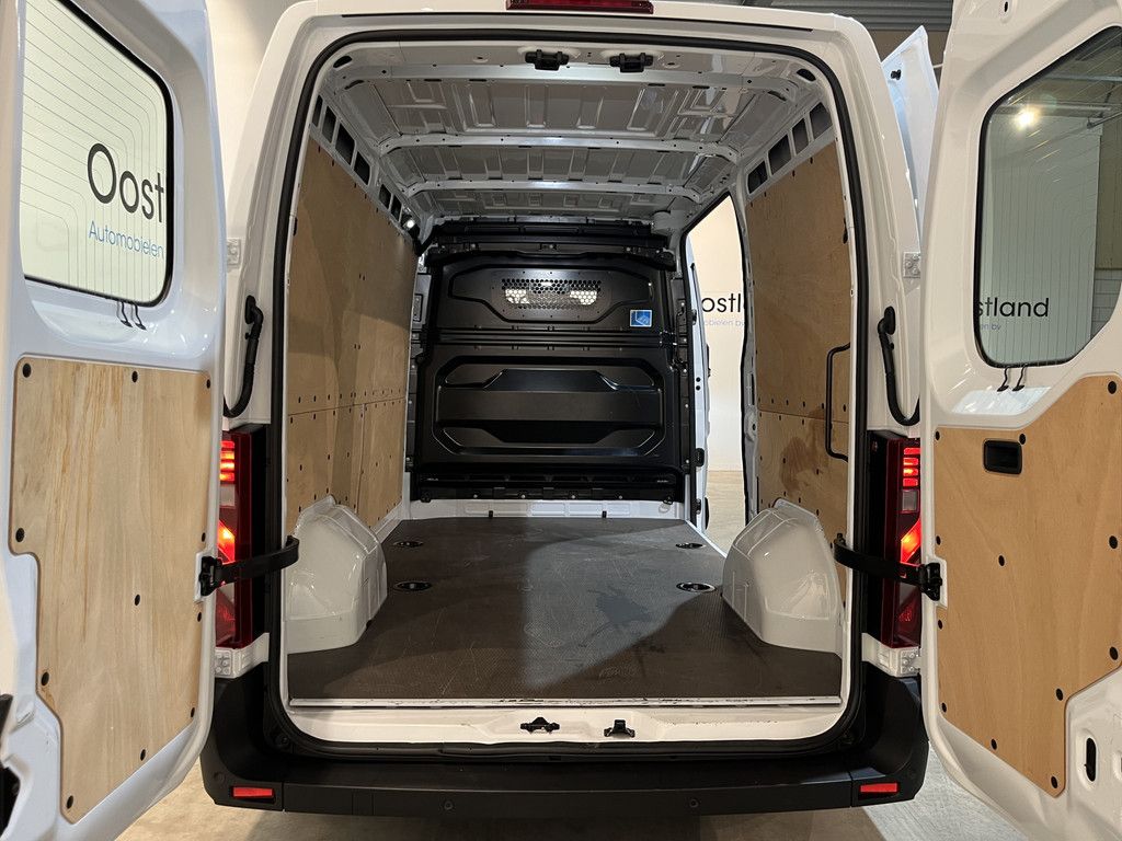 Renault Master E-Tech T35 L2H2 Advance long range 87 kWh / 100% elektrisch !! / SOH 99% / CCS Snelladen / Airco / Cruise Control / Camera / CarPlay / LED / 3-Zits / 3.300 KM !!