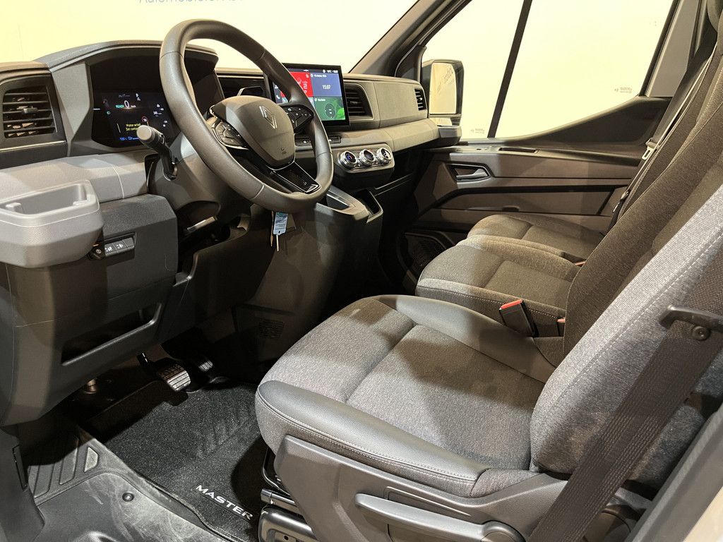 Renault Master E-Tech T35 L2H2 Advance long range 87 kWh / 100% elektrisch !! / SOH 99% / CCS Snelladen / Airco / Cruise Control / Camera / CarPlay / LED / 3-Zits / 3.300 KM !!