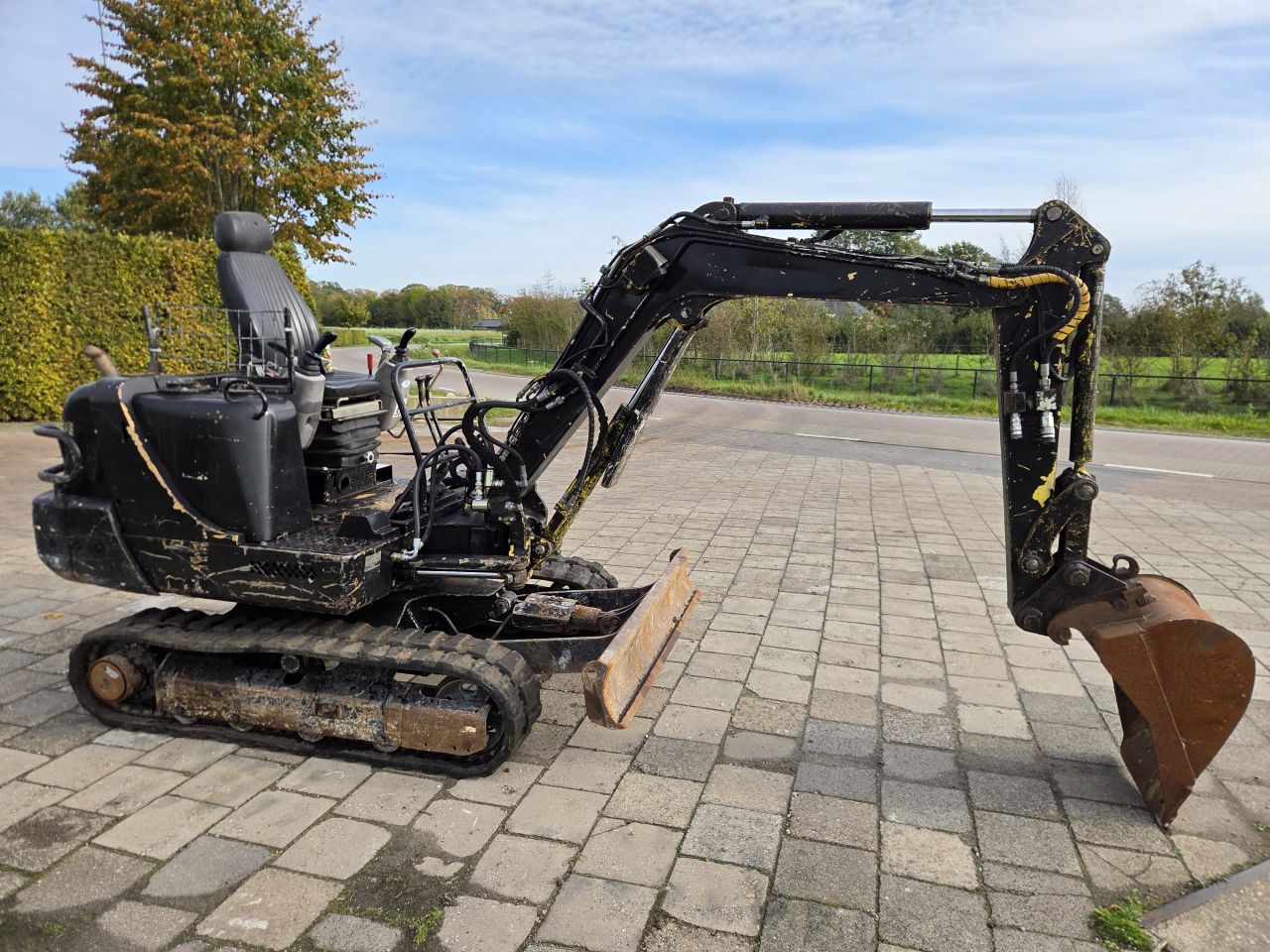 Yanmar B25V minigraver