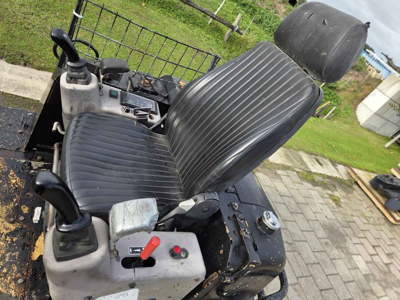 Yanmar B25V minigraver
