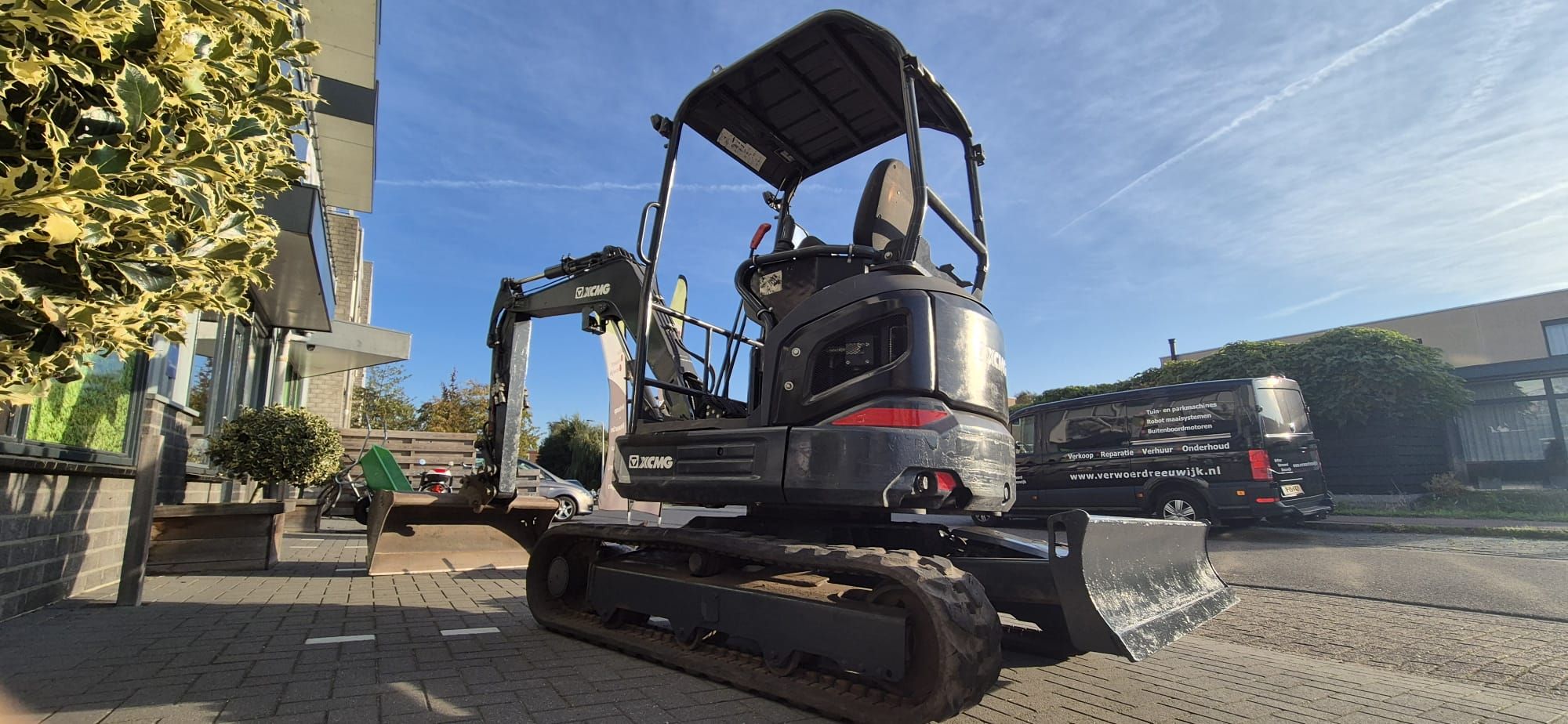 Nette XCMG XE27E minigraver met weinig draaiuren!