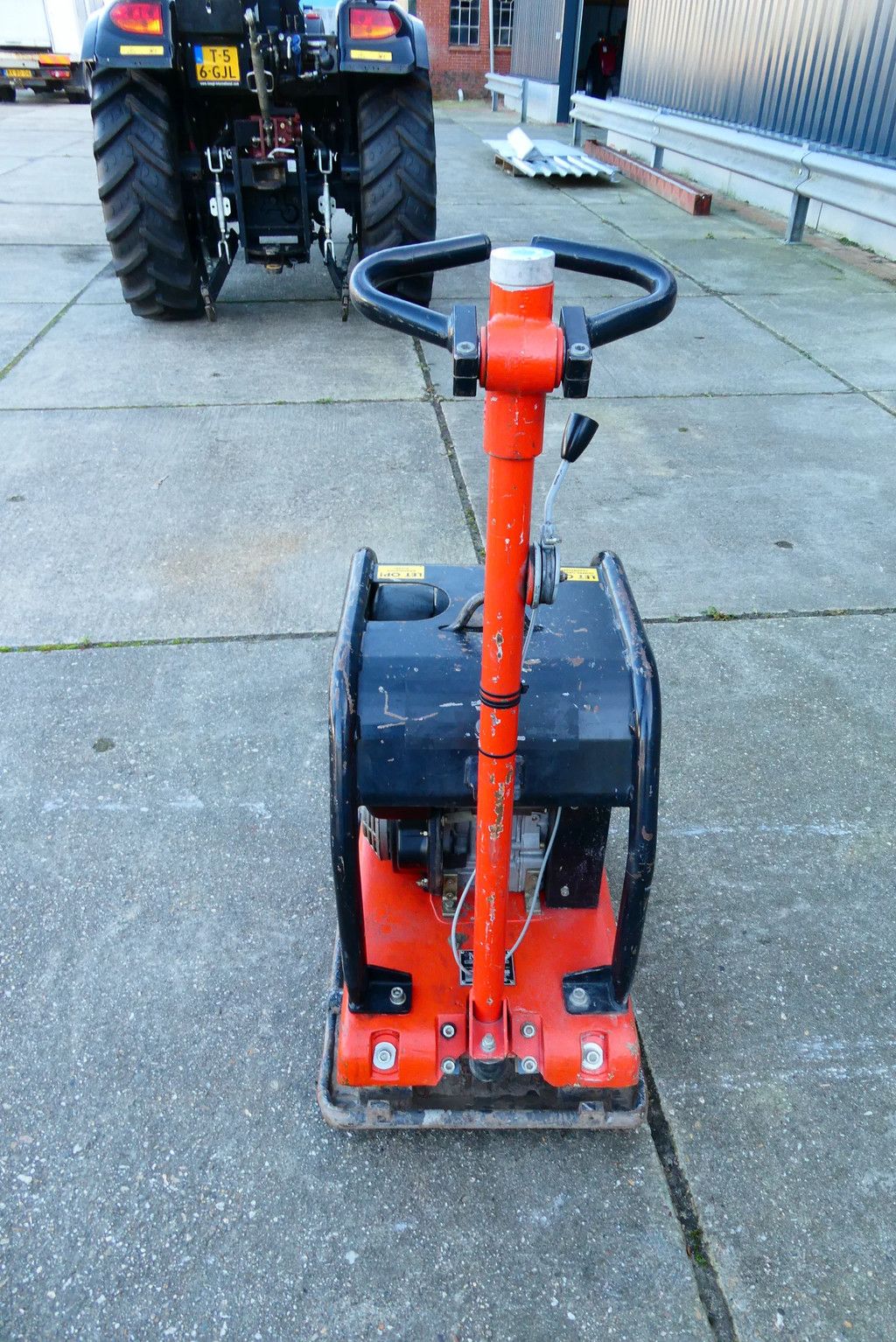Revo Trilplaat EVA31