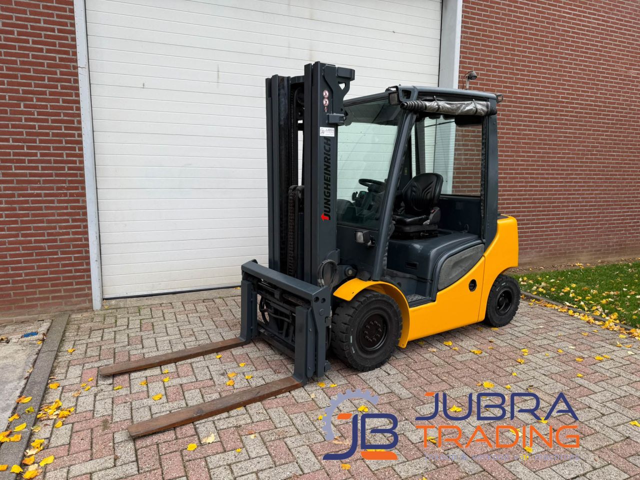 Jungheinrich DFG425S Diesel-Gabelstapler | 2017 | 2.5T | 5M