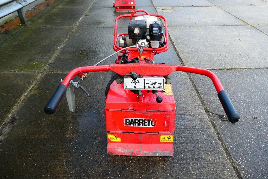 Barrett Grondfrees 1320