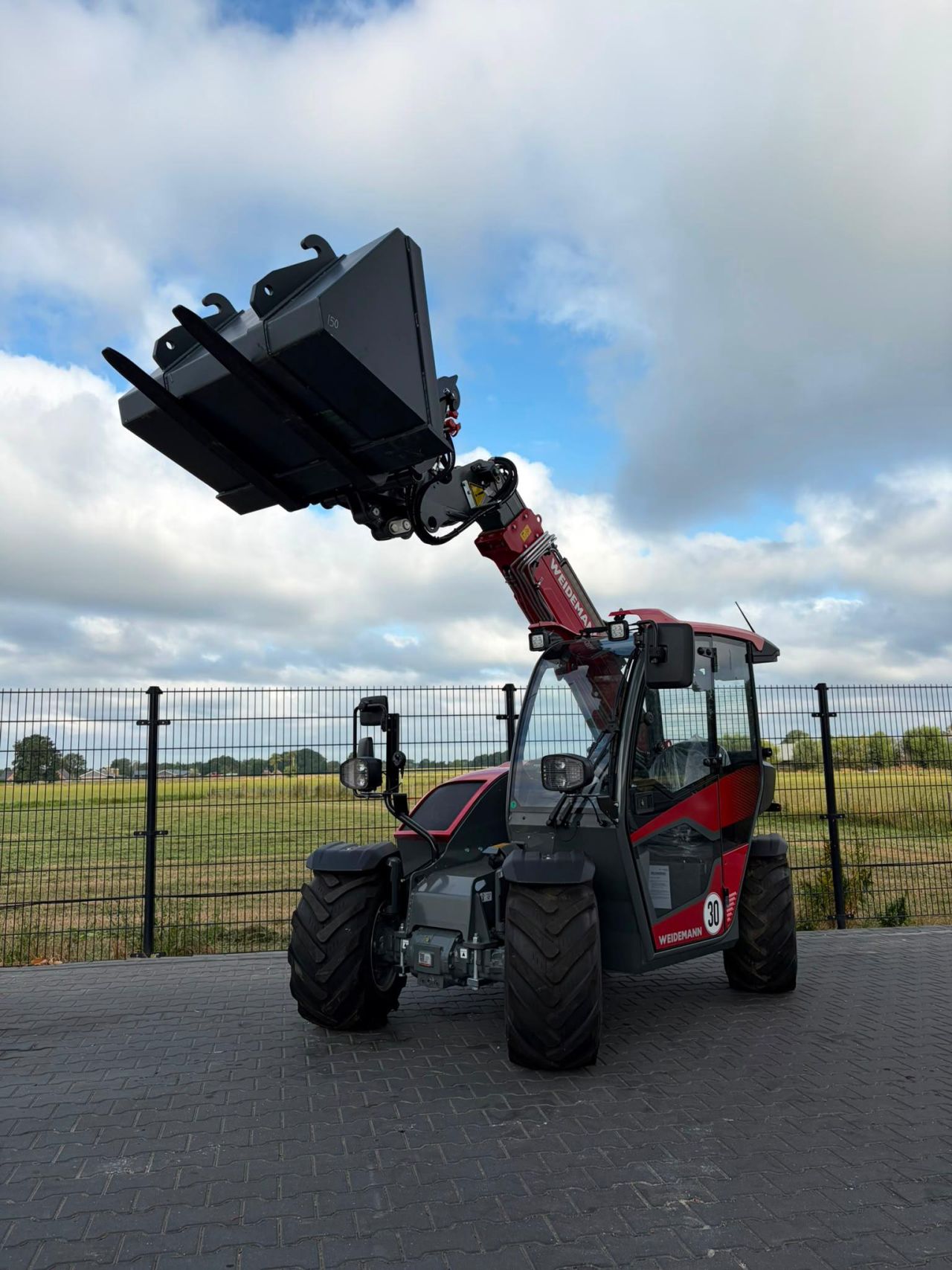 Nieuwe WEIDEMAN T4512 bom vol opties