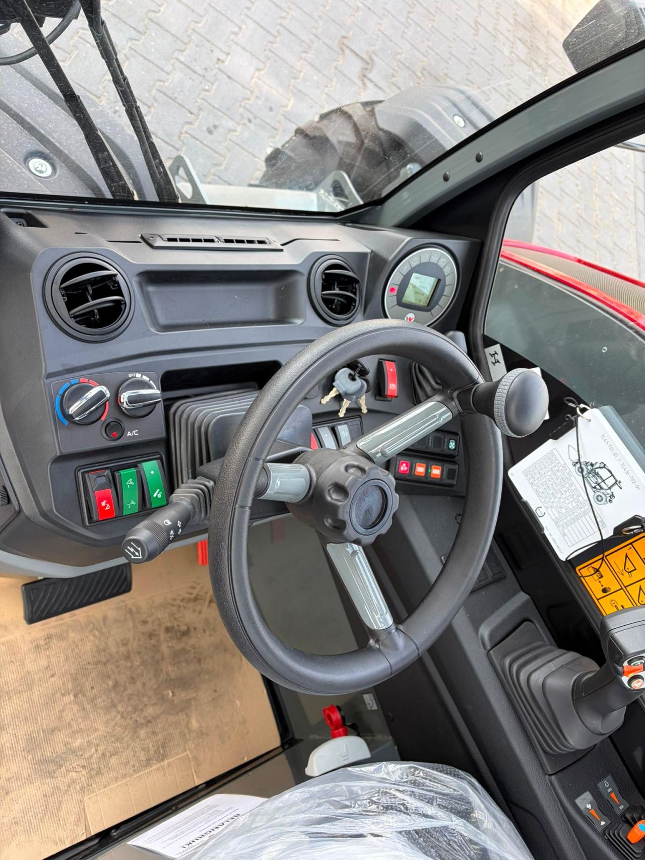 Nieuwe WEIDEMAN T4512 bom vol opties