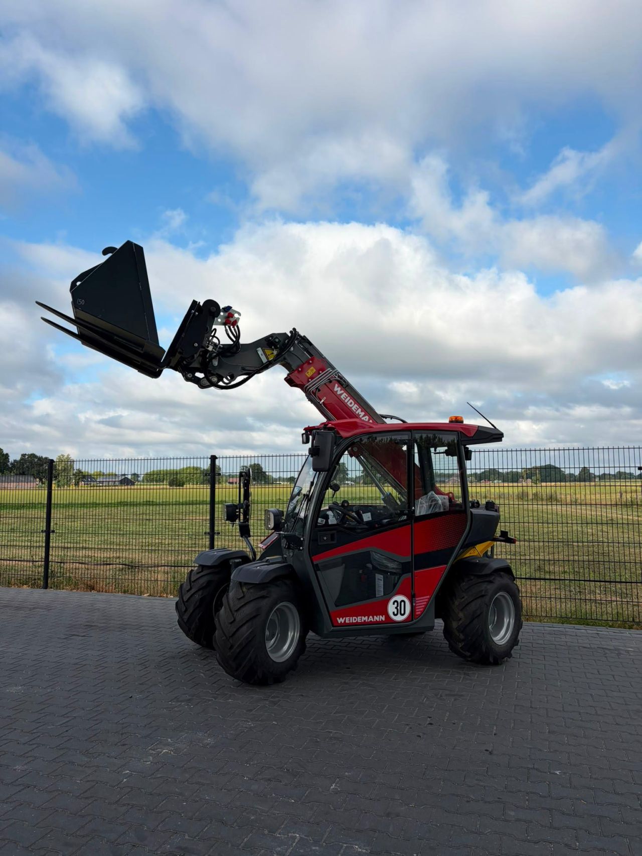 Nieuwe WEIDEMAN T4512 bom vol opties