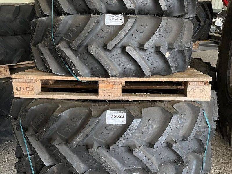 BKT 340/85R38+340/85R24