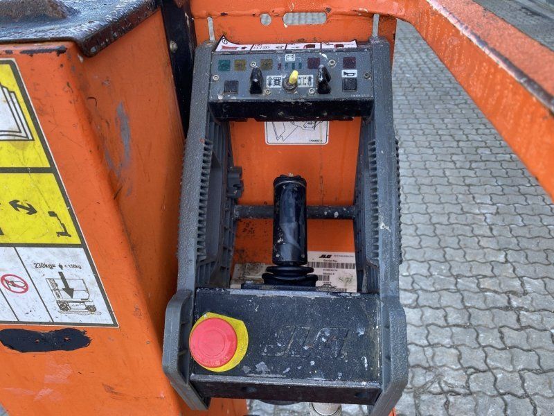 JLG 1230ES