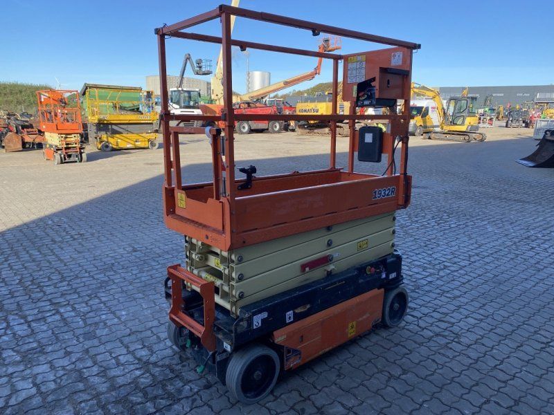 JLG 1932R
