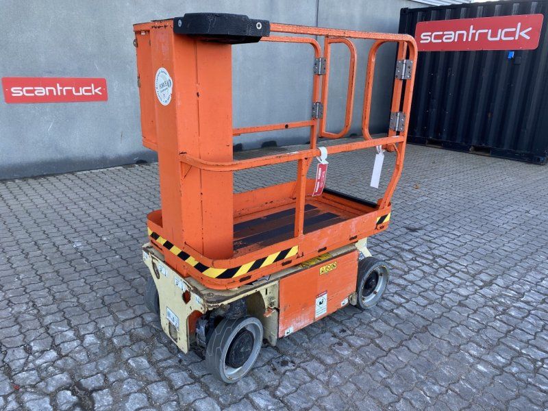 JLG 1230ES