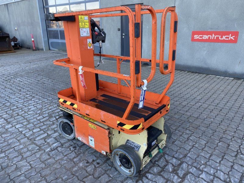 JLG 1230ES