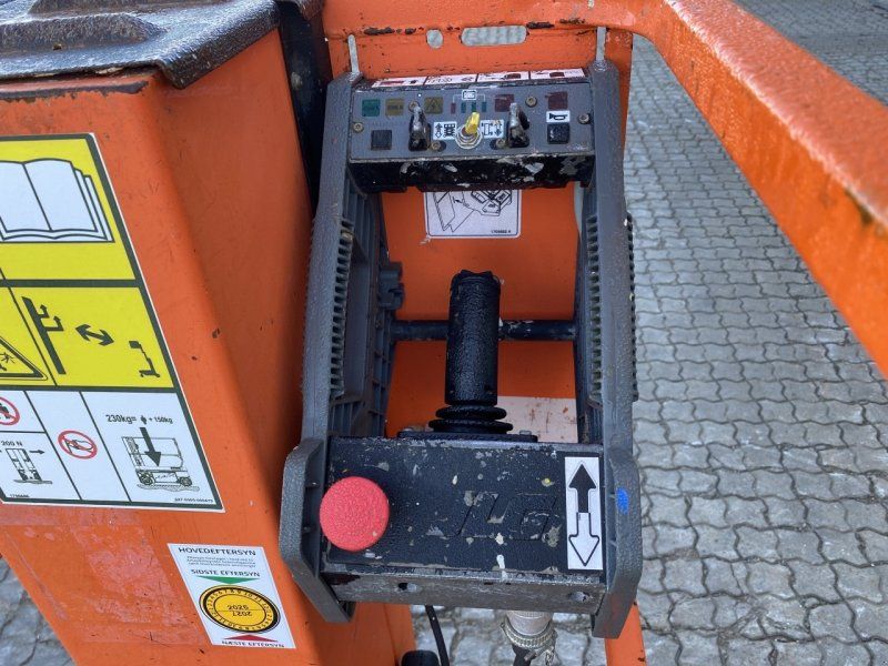JLG 1230ES