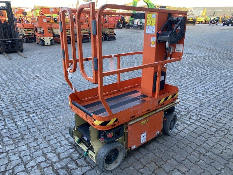 JLG 1230ES