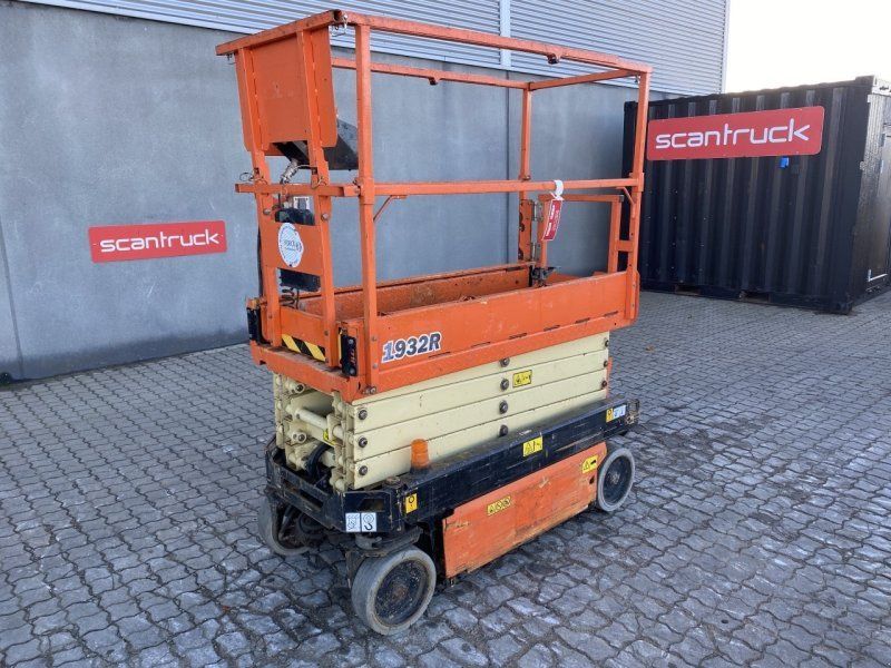 JLG 1932R