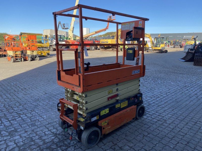 JLG 1932R