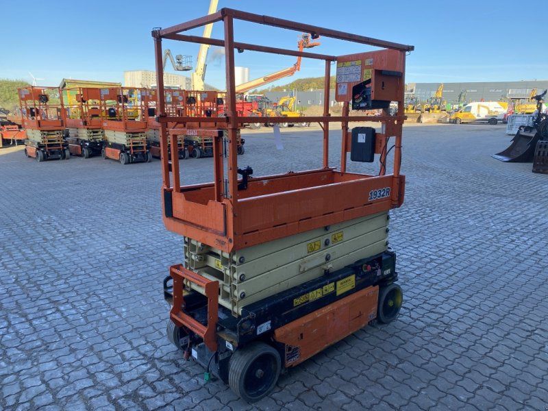 JLG 1932R