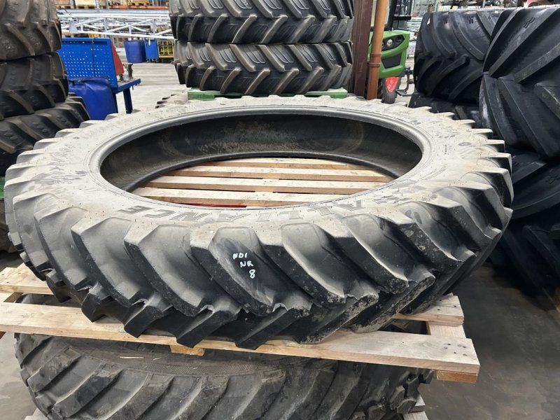 Alliance 380/90R54