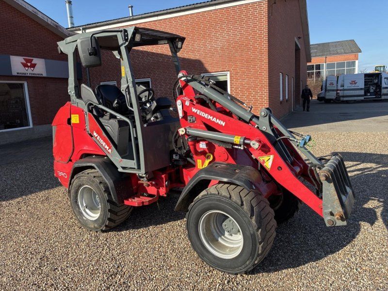 Weidemann 1390