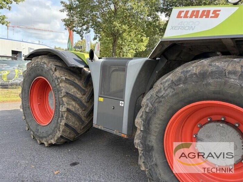 Claas XERION 4000 SADDLE TRAC