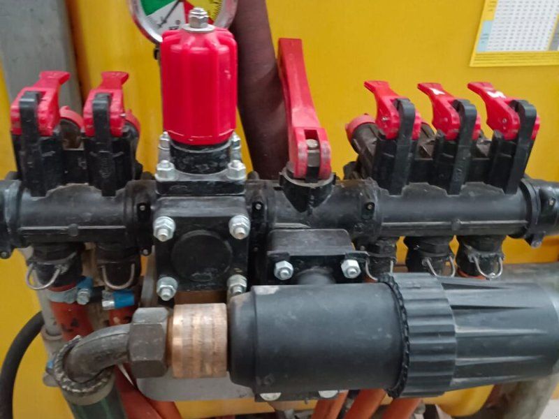 Jessur 650 Liter 12m mechalisch klappbar