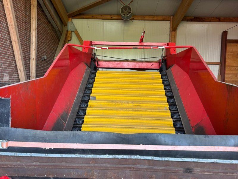 Grimme 24/60 CF Schüttbunker