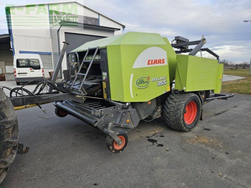 Claas rollant 355 rc uniwrap