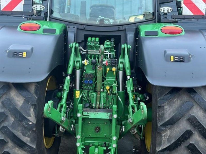 John Deere 6R 175