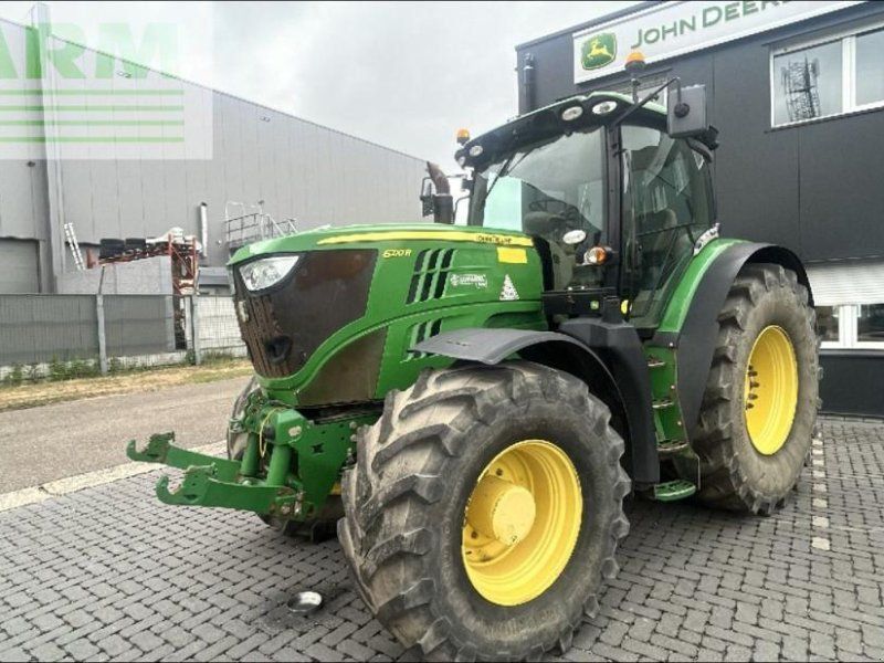 John Deere 6210R