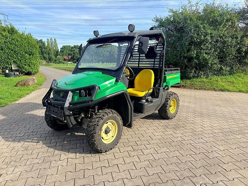 John Deere Gator XUV 550