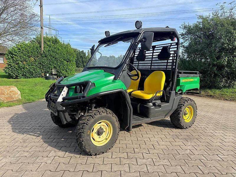 John Deere Gator XUV 550