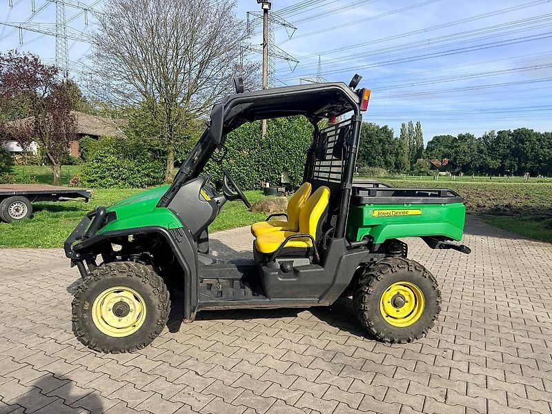 John Deere Gator XUV 550