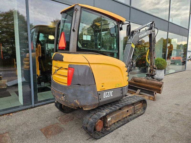 Volvo EC 27 C