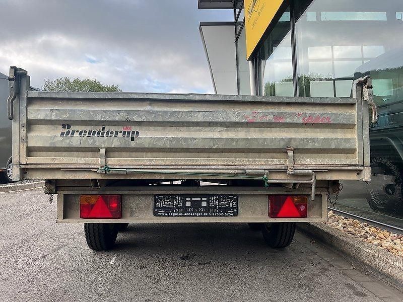 Brenderup Dreiseitenkipper Tandem Anhänger E-Pumpe 3.5t.