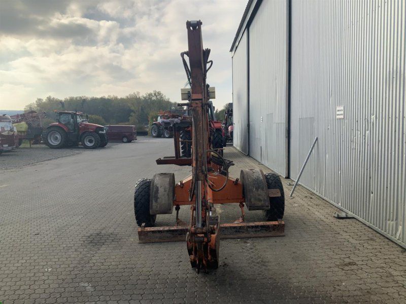 Atlas Heckbagger AL 430