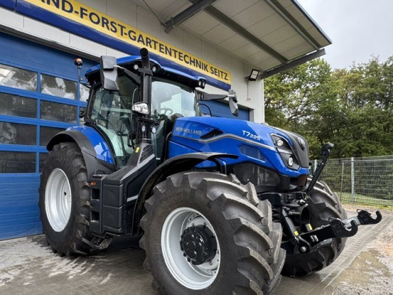 New Holland T7.225 SWB AC GEN