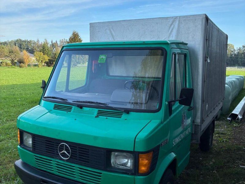Mercedes 307D